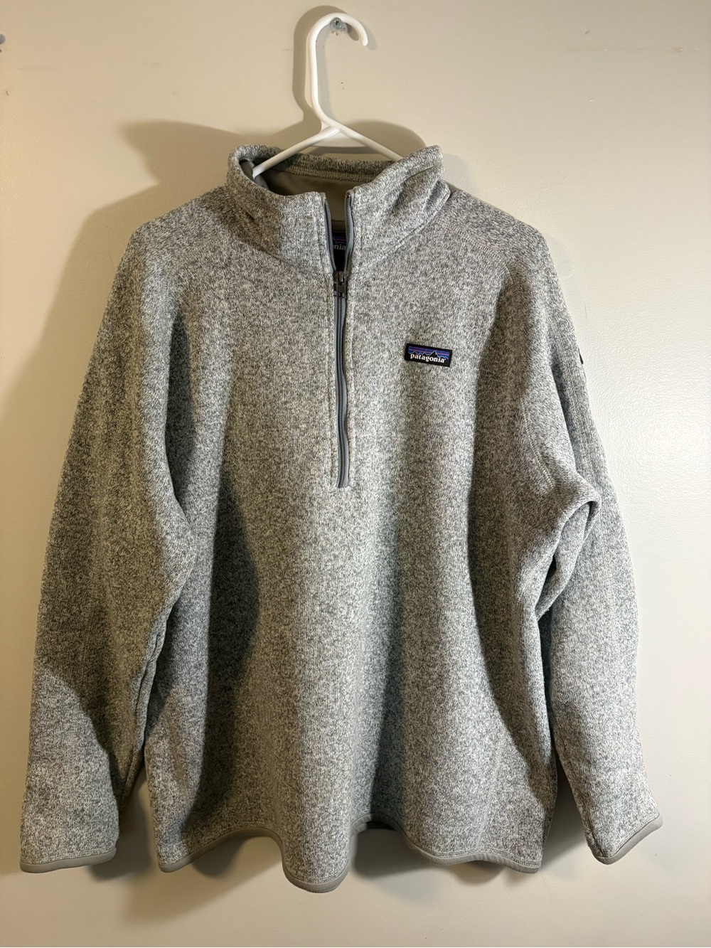 Patagonia Men's Light Gray Quarter-Zip Fleece Pullover